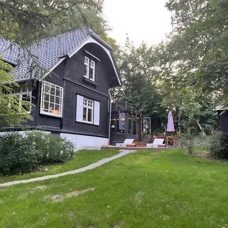 Lohengrin بيت للعطل